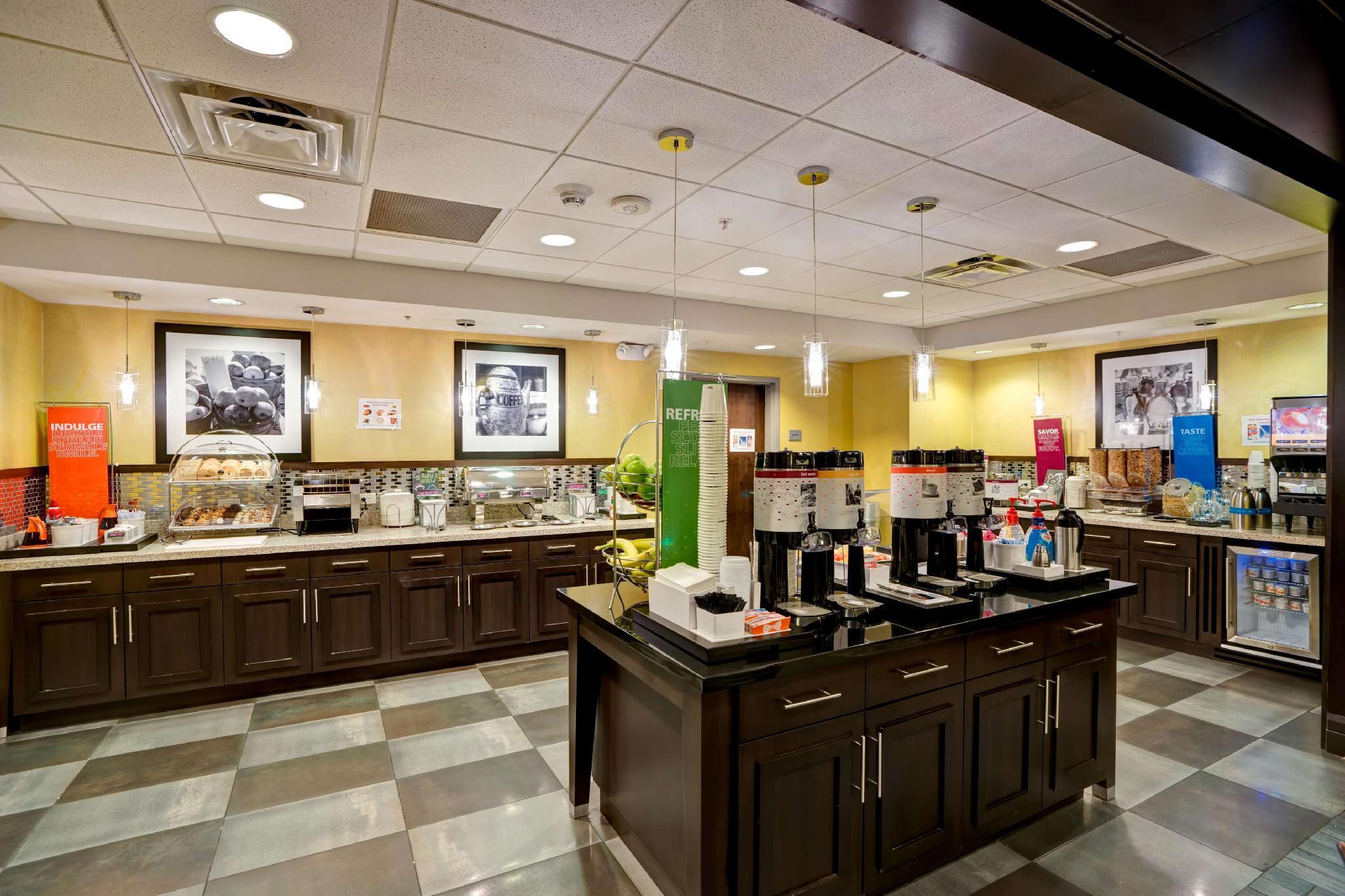 Hampton Inn & Suites Columbia South Fort Meade Area Bagian luar foto