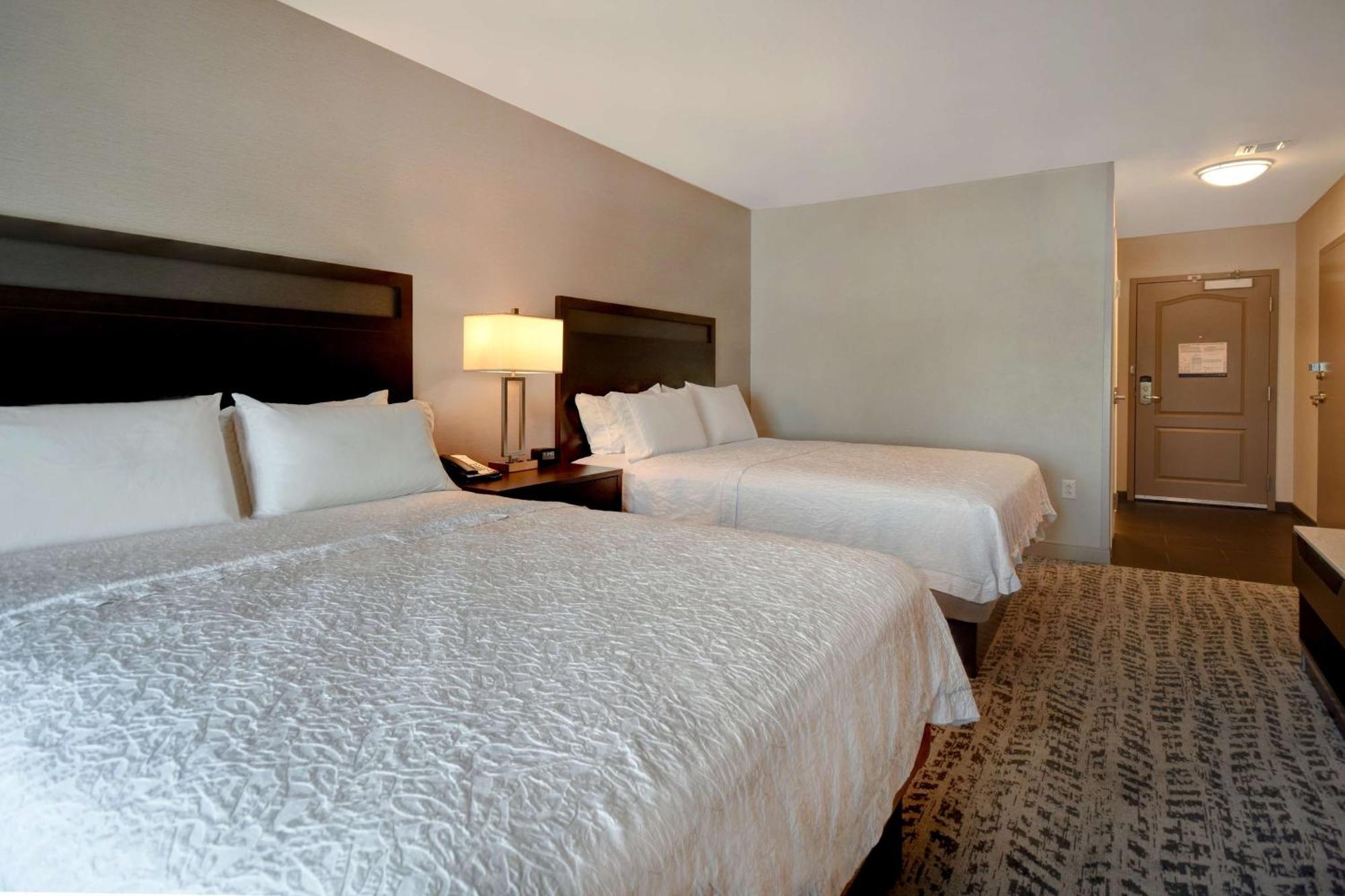 Hampton Inn & Suites Columbia South Fort Meade Area Bagian luar foto