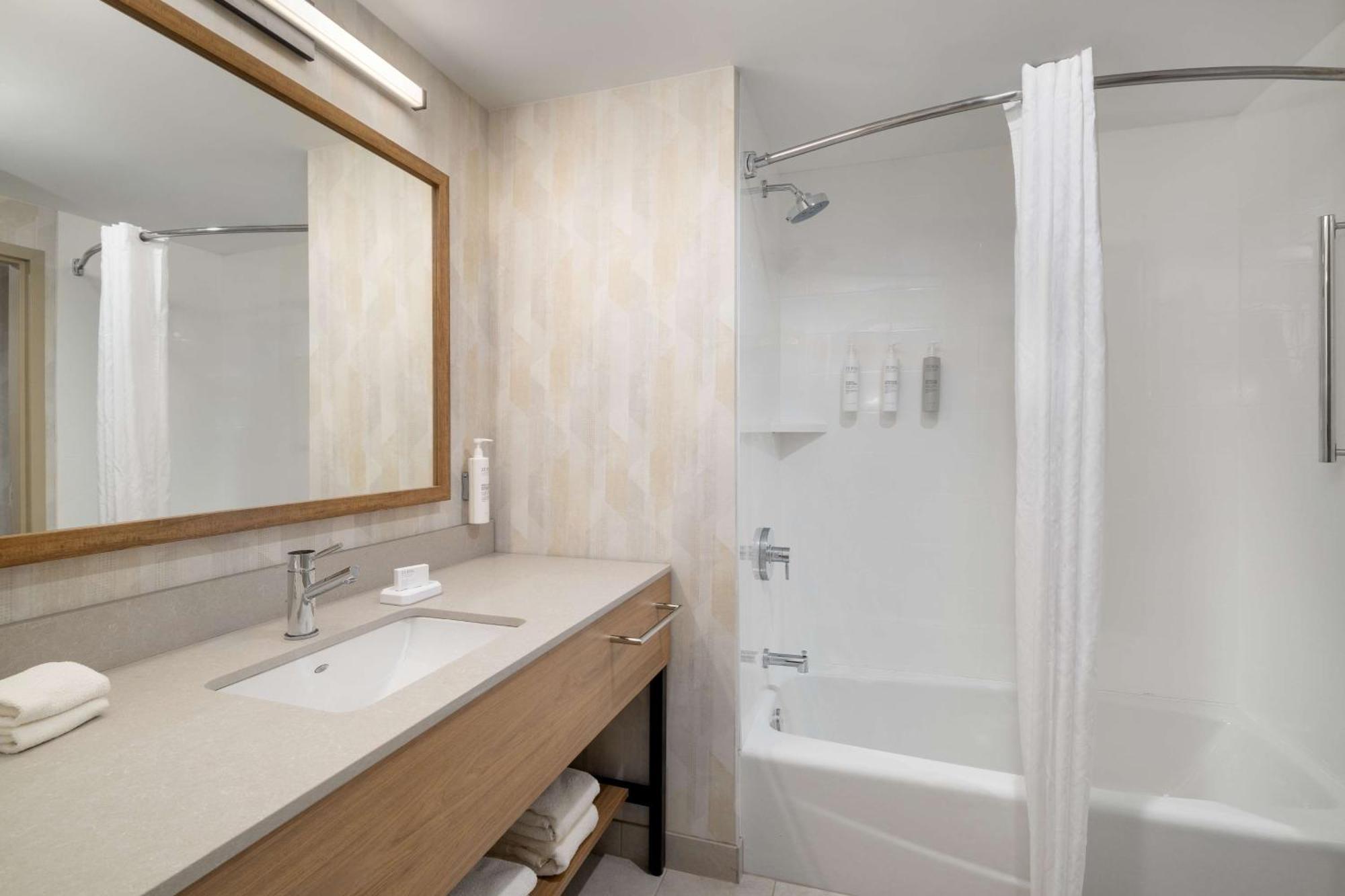 Hampton Inn & Suites Columbia South Fort Meade Area Bagian luar foto